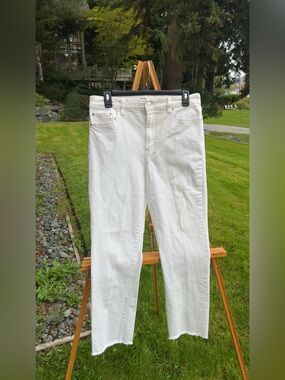 Lauren Ralph Lauren White Straight Leg Jeans Raw Hem Size 8